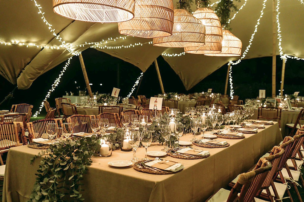 Foto 1 - Banquete